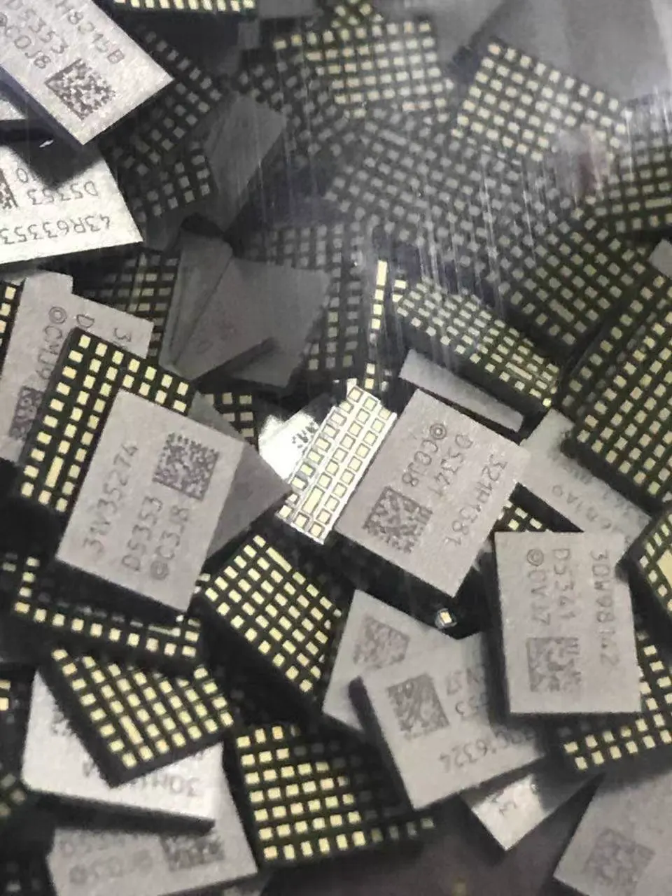 Chips & components
